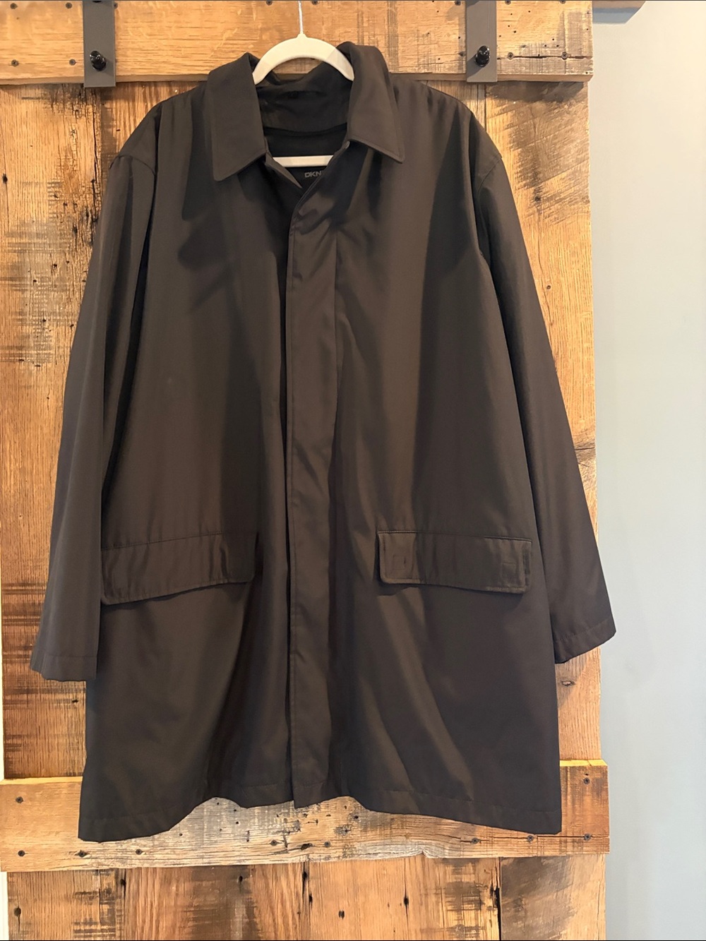 DKNY Men's Black Single-Breasted Raincoat